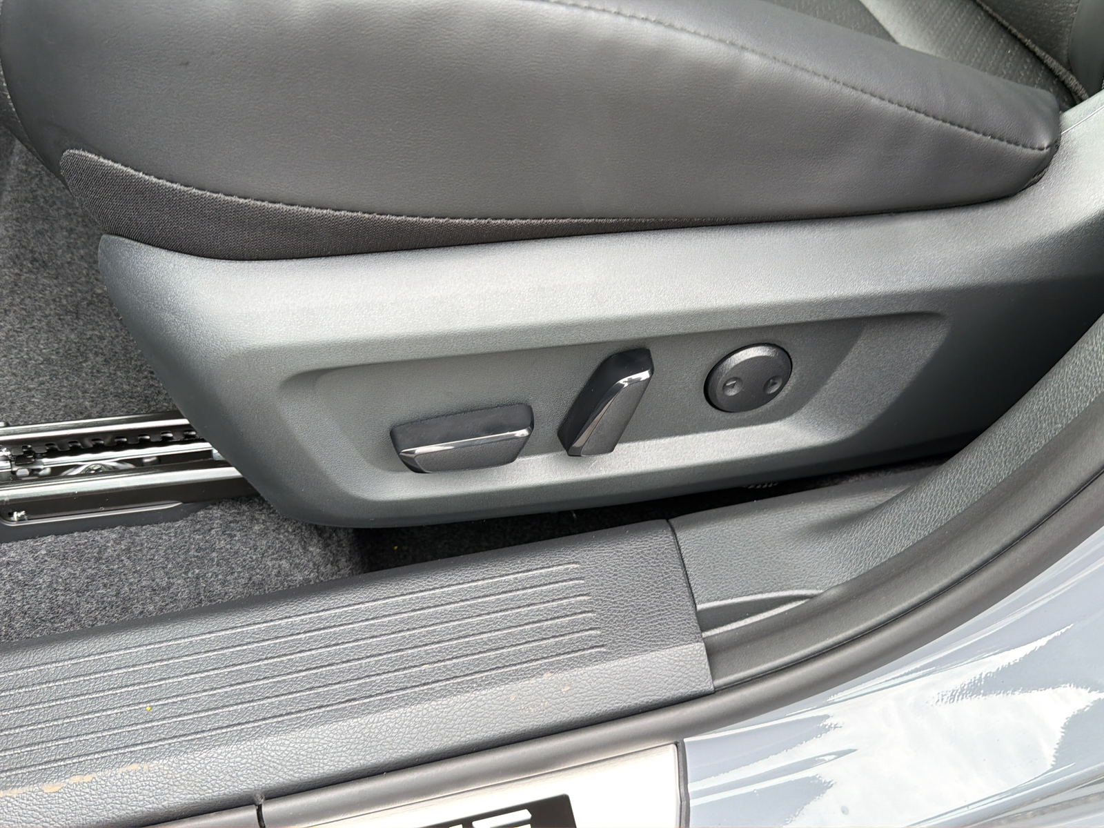 New 2026 Gray Nissan Dark Armor image 33