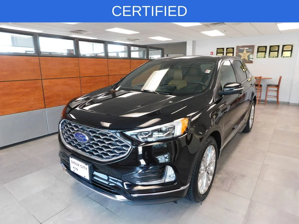 2024 Ford Edge Titanium AWD's photo