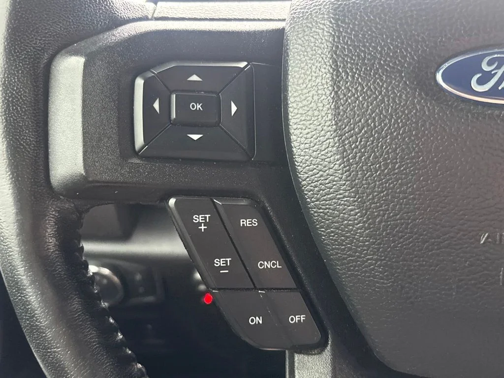 Used 2018 Gray Ford XLT image 21