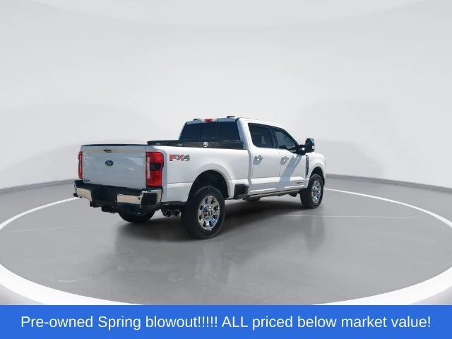 Used 2024 White Ford Lariat image 8