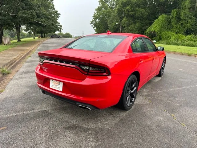 Used 2023 Red Dodge SXT image 7