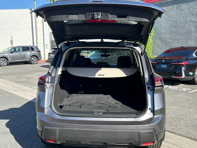 Used 2026 Gray Nissan S image 8