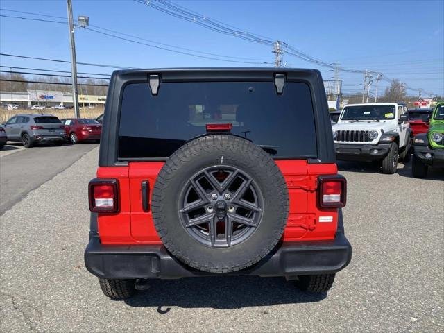 Used 2025 Firecracker Red Clearcoat Jeep Sport S image 4