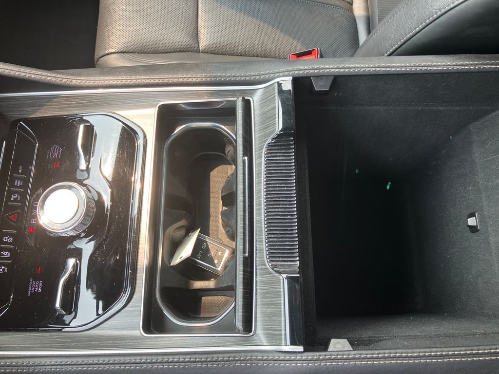 Used 2024 Black Jeep Series III image 29