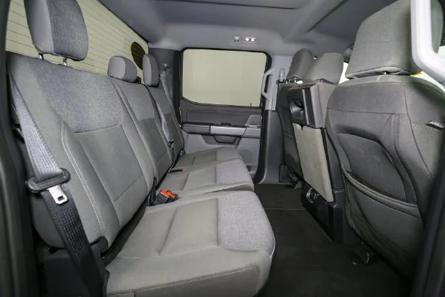 Used 2025 Gray Ford XLT image 18