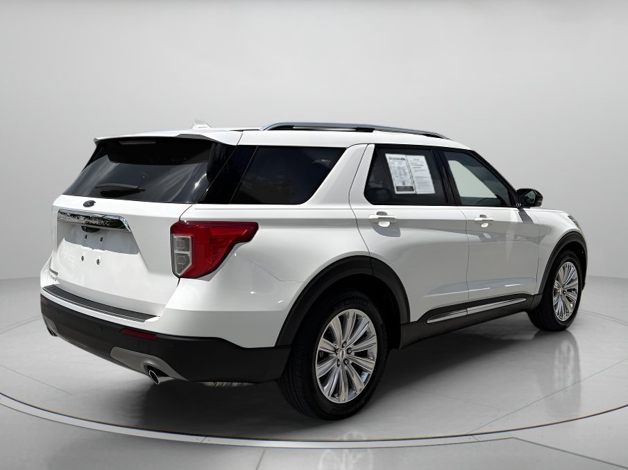 Used 2024 Star White Metallic Tri-Coat Ford Limited image 3