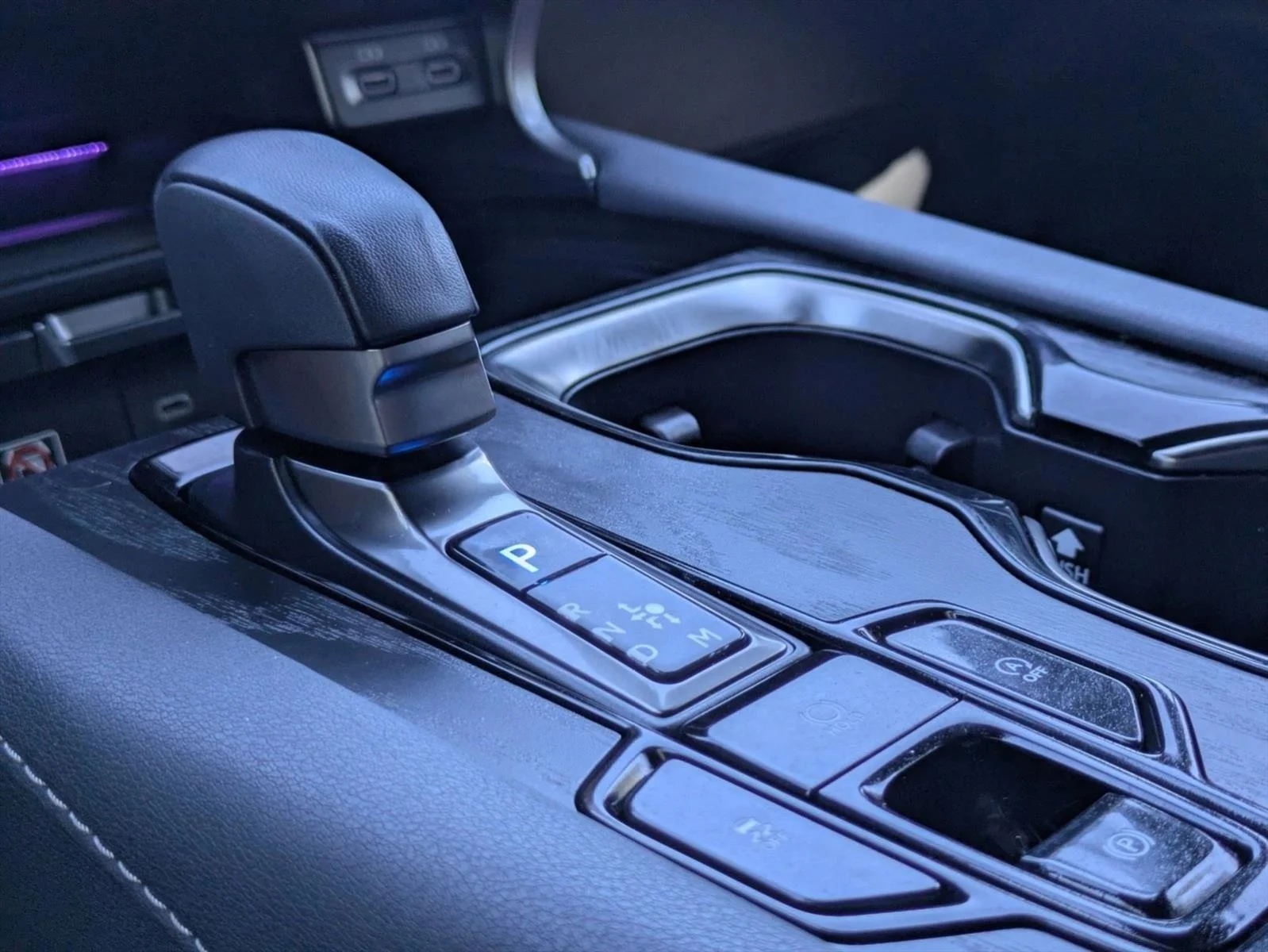 Certified Used 2025 Iridium Lexus PREMIUM PLUS image 15