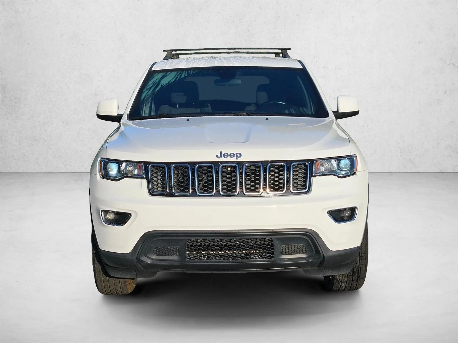 Used 2020 Bright White Clearcoat Jeep Laredo E image 2