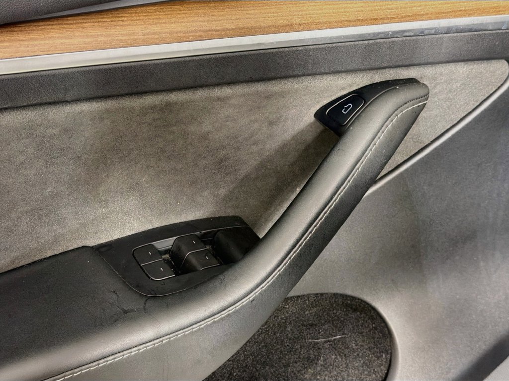 Used 2022 Gray Tesla Long Range image 18