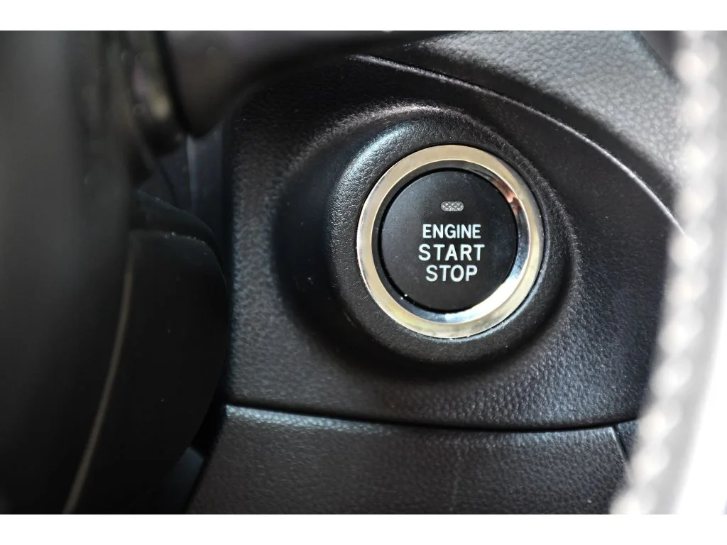 Used 2020 Crystal Black Silica Subaru Limited image 37