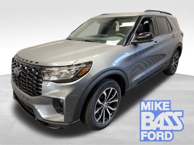 New 2026 Carbonized Gray Metallic Ford ST-Line image 1