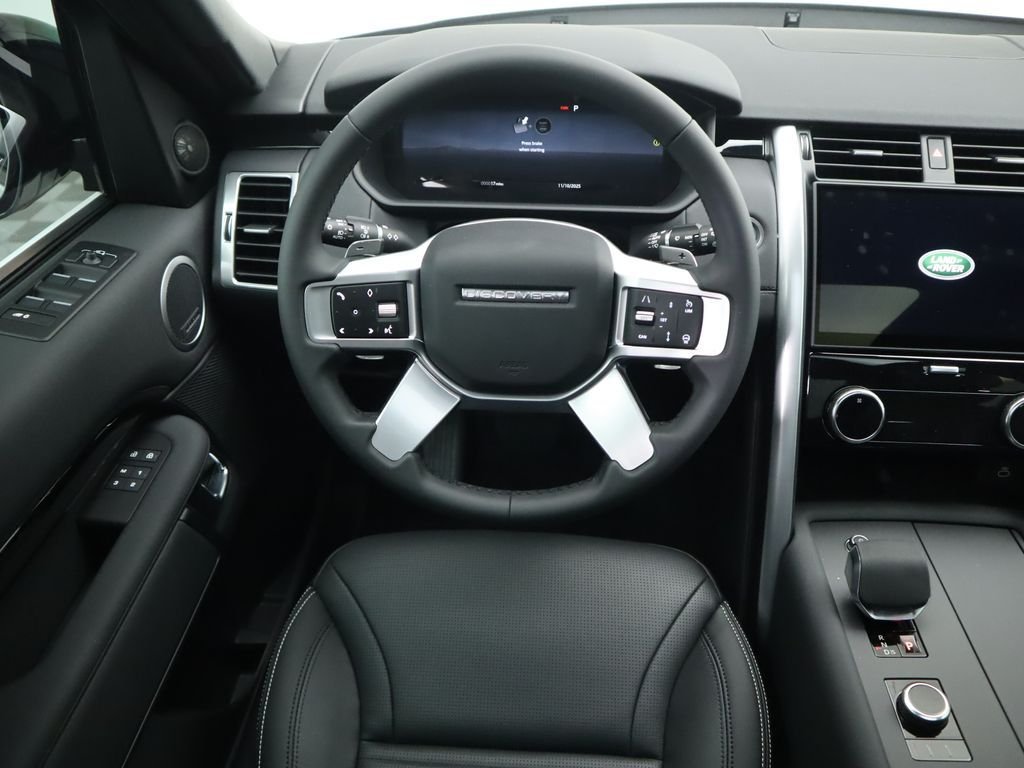 Used 2025 Fuji White Land Rover S image 11