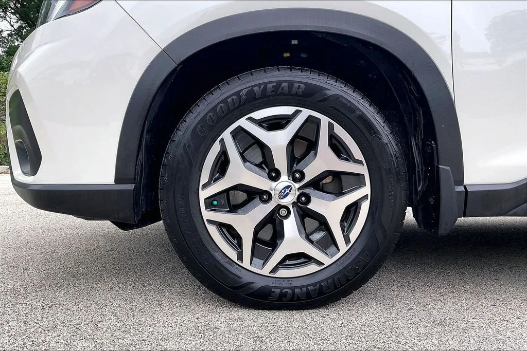 Used 2019 White Subaru Premium image 8