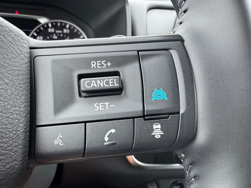 2025 Nissan Rogue SV - Photo 17
