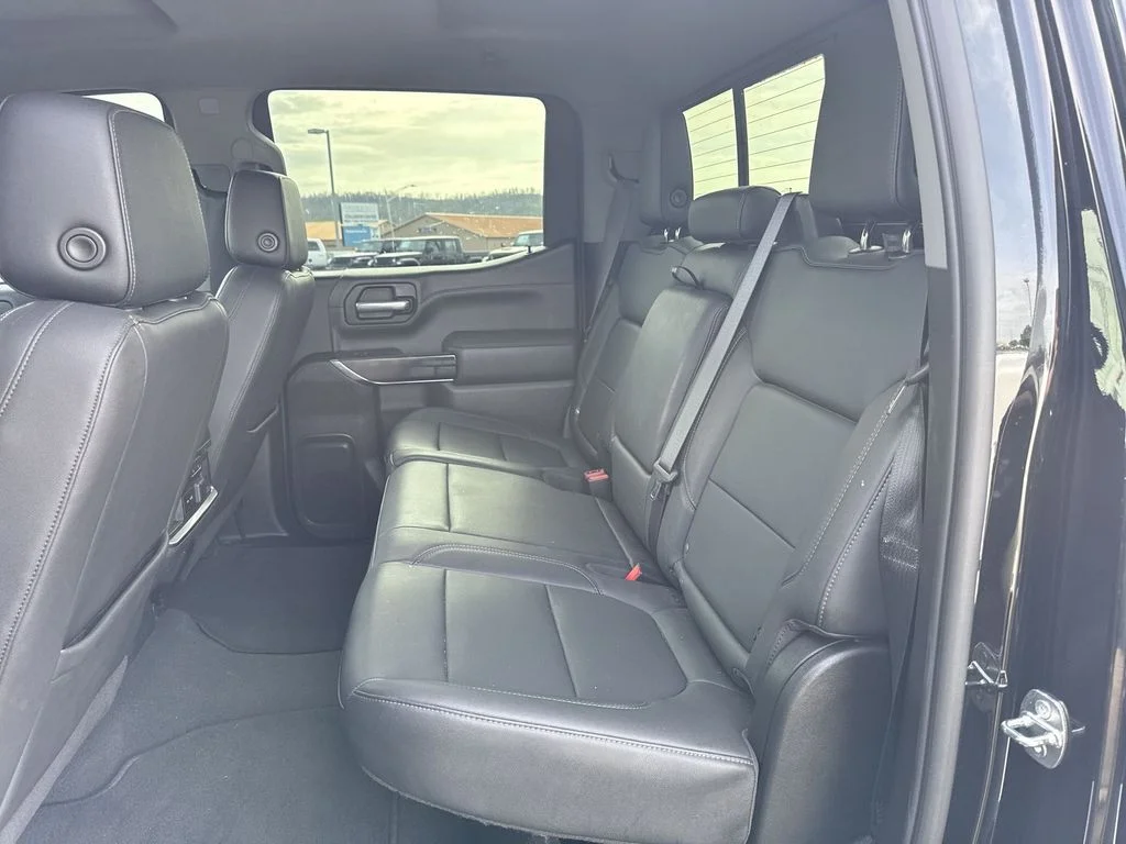 Used 2021 Black GMC SLT image 22