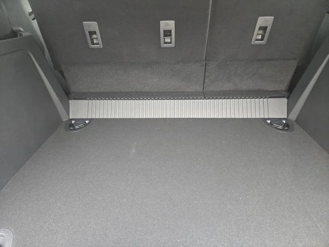 New 2025 Carbonized Gray Metallic Ford Badlands® image 40