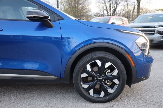 Used 2023 Sapphire Blue Kia X-Line image 14
