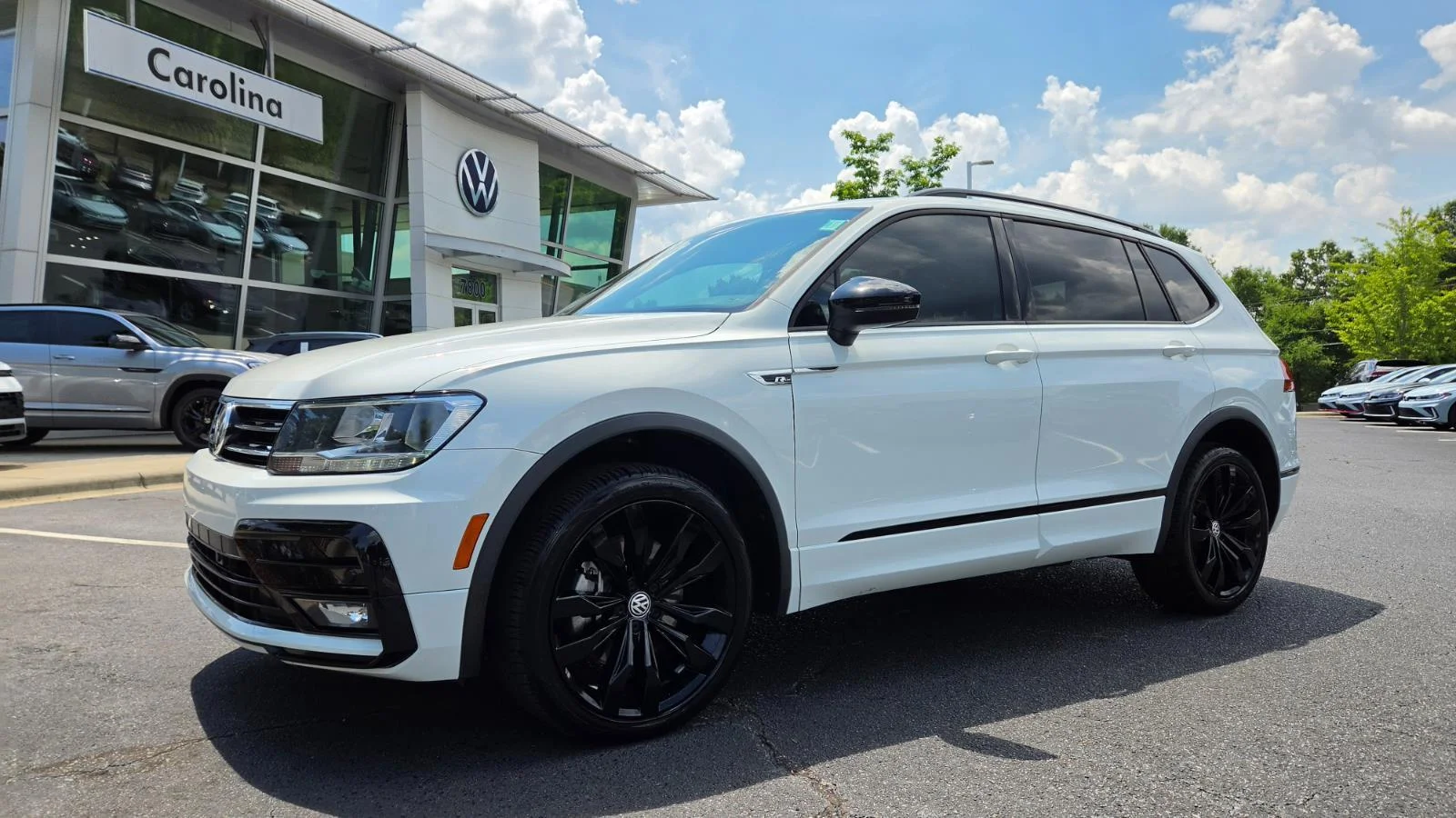 2021 Volkswagen Tiguan 2.0T SE R-Line Black 4WD's photo
