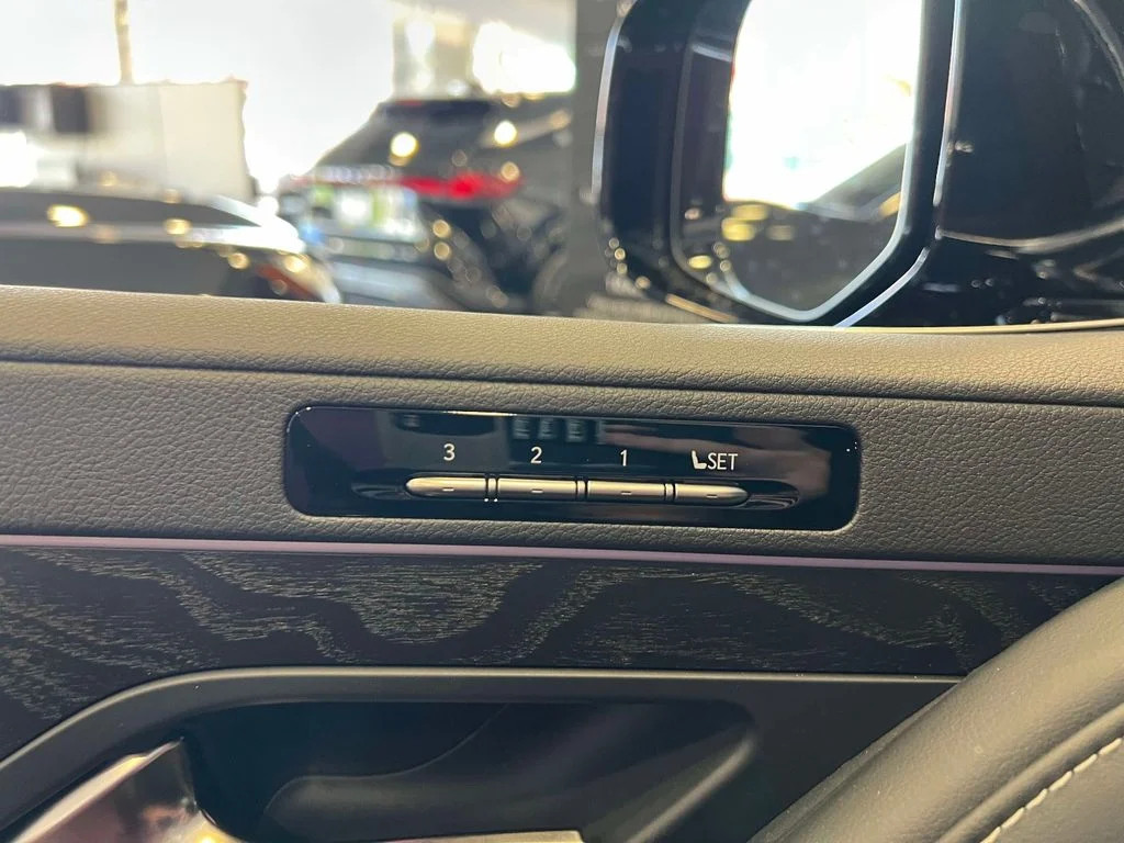 2026 Lexus LX 700h Luxury - Photo 15