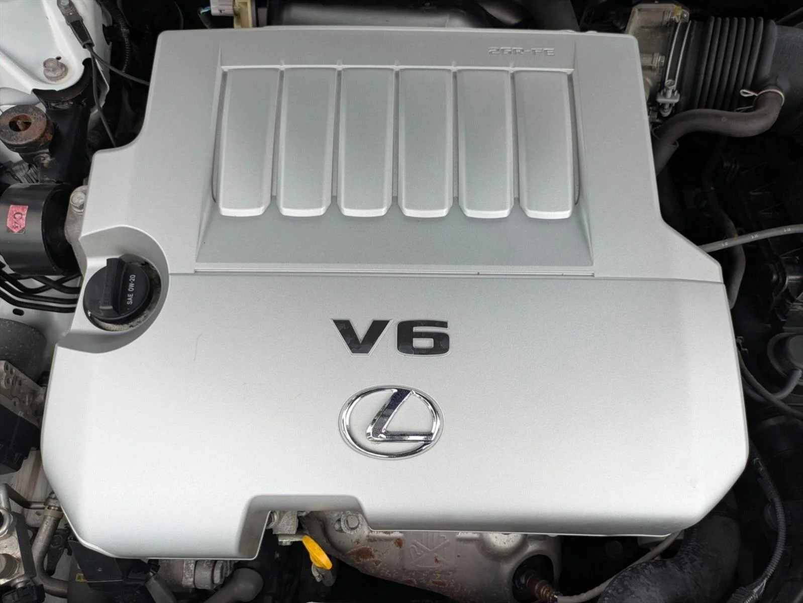 Used 2014 Starfire Pearl Lexus  image 21