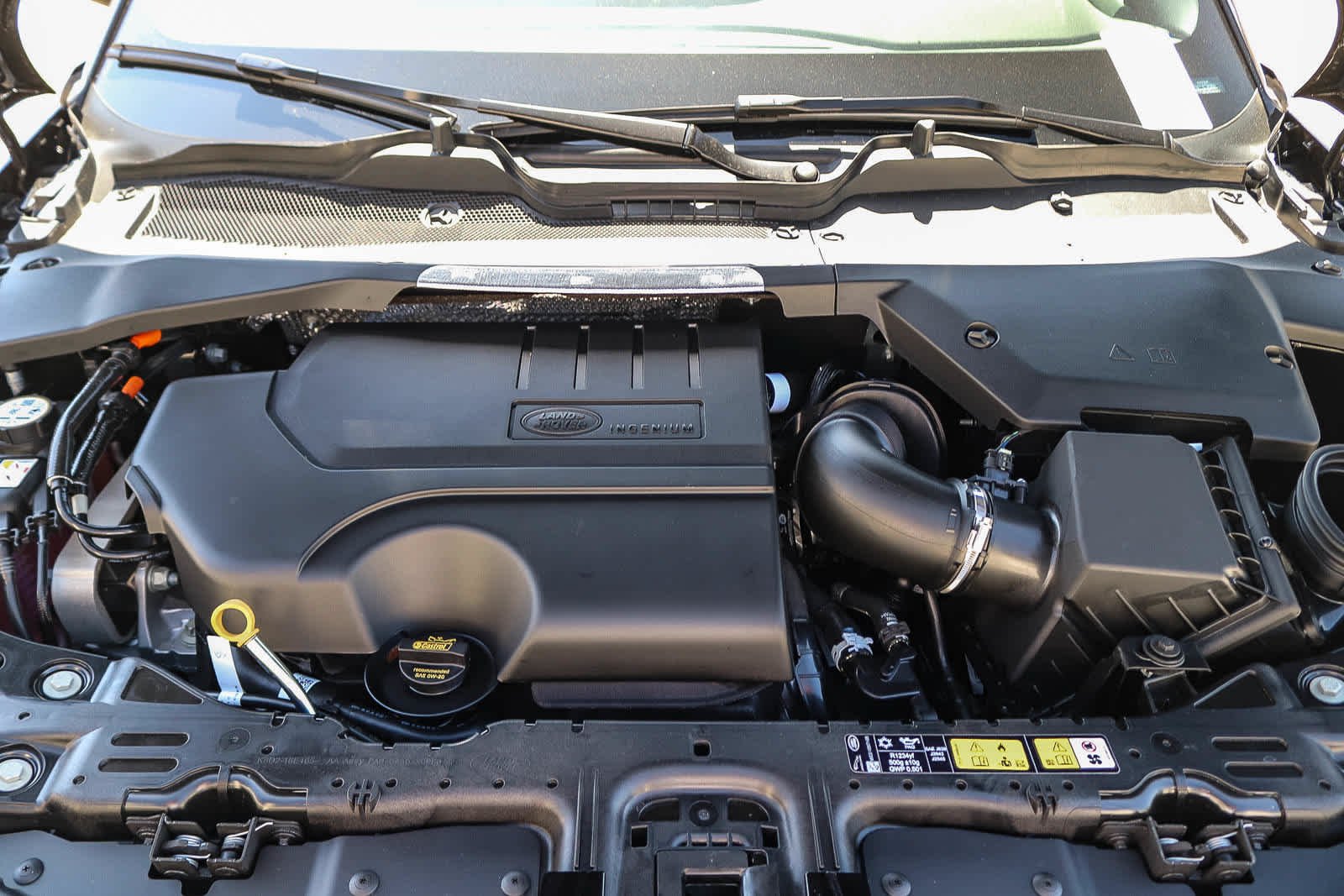 New 2026 Santorini Black Land Rover Core S image 23