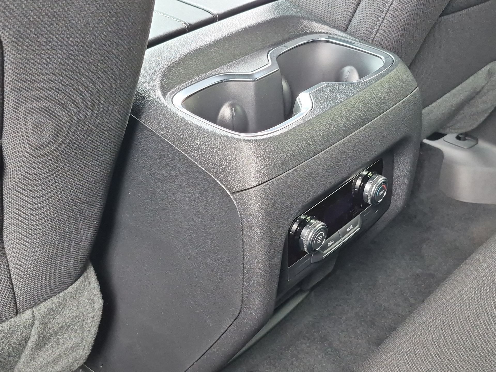 2025 GMC Acadia Elevation - Photo 21
