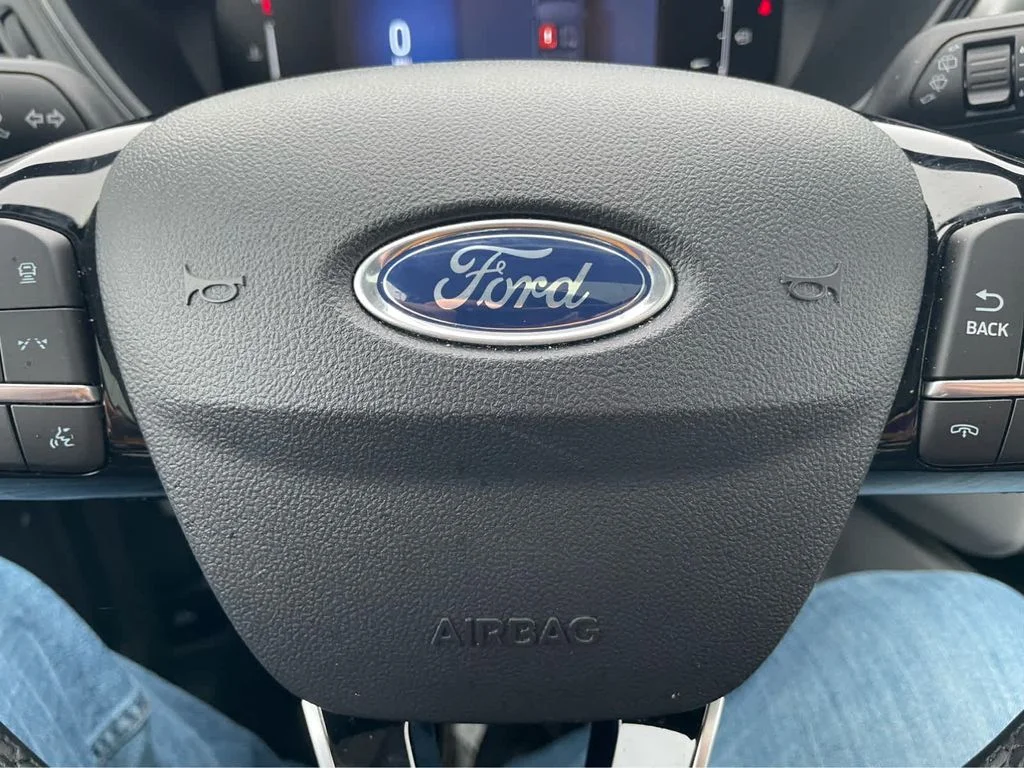 Used 2025 Gray Ford Active image 17