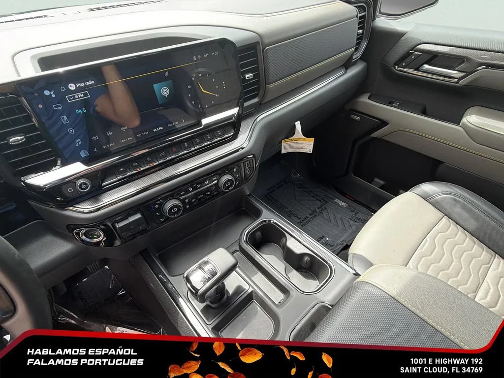 Used 2025 Summit White Chevrolet ZR2 image 21