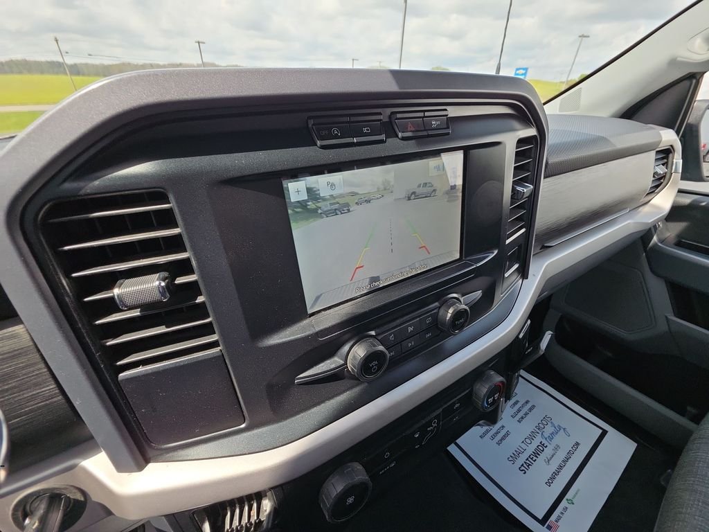 Used 2023 White Ford XLT image 17