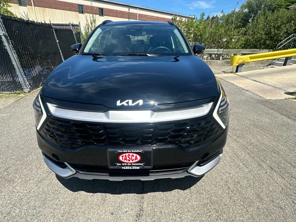Used 2025 Black Kia EX image 7