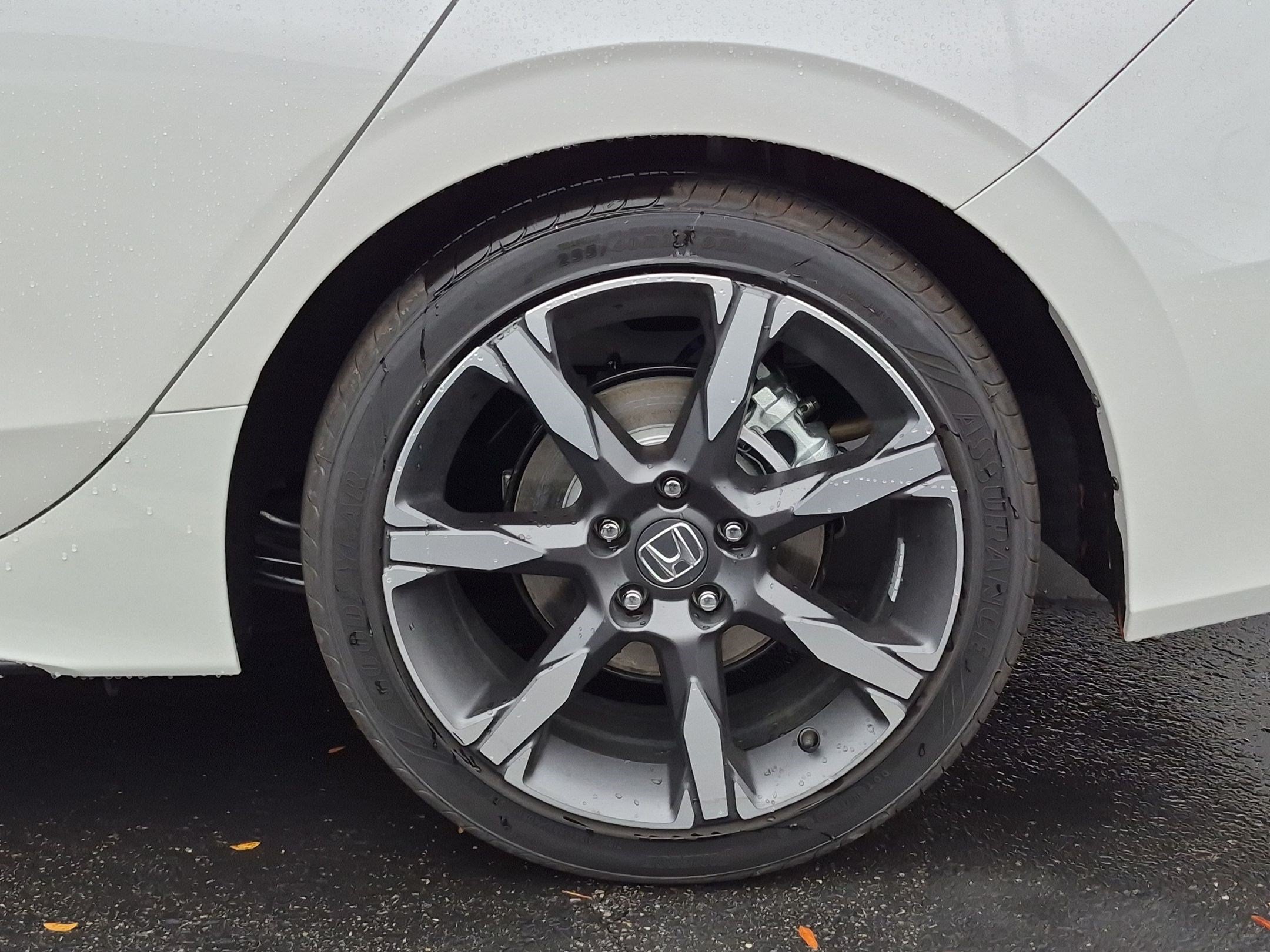 New 2026 Platinum White Pearl Honda Sport Touring image 40