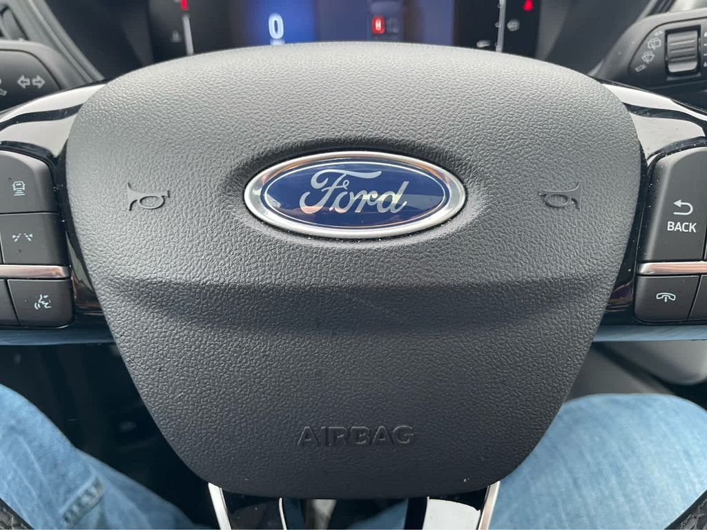 Used 2025 Gray Ford Active image 17