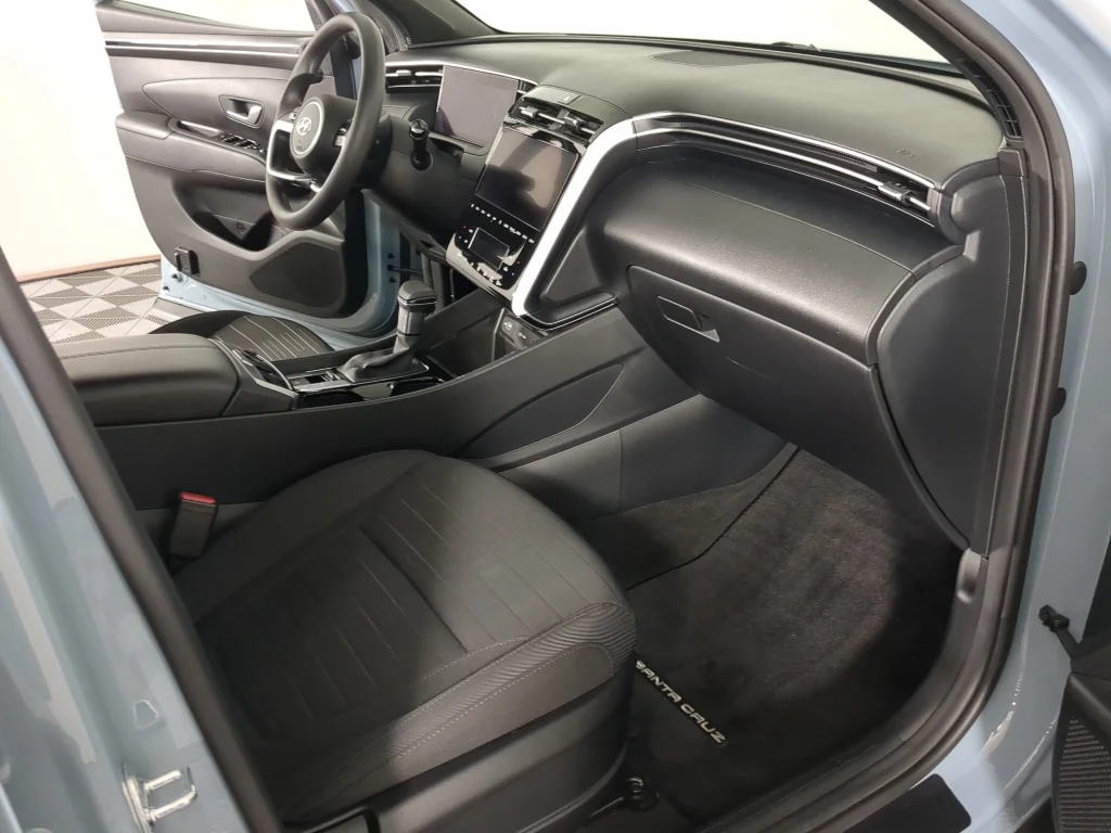 Used 2024 Blue Stone Hyundai SEL image 19