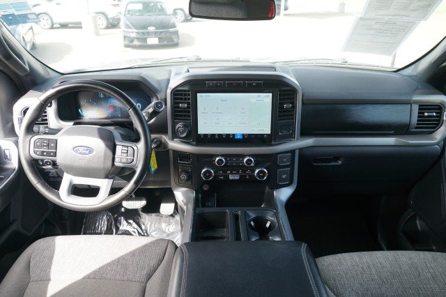 Used 2024 Agate Black Metallic Ford XLT image 20