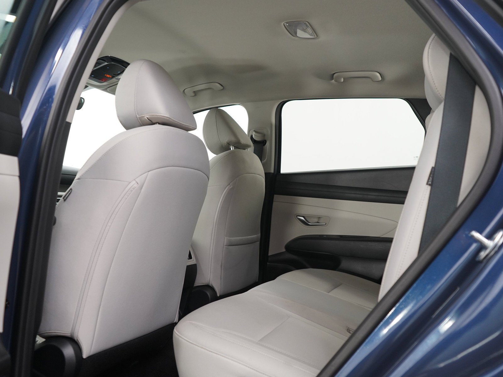 Used 2026 Atlantis Blue Hyundai SEL AWD image 18