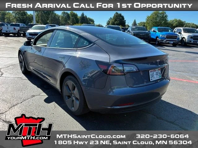 Used 2022  Tesla Long Range image 6