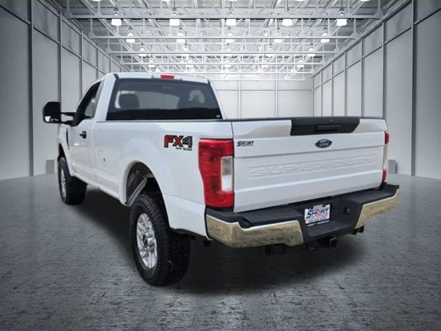 Used 2019 White Ford XL image 7