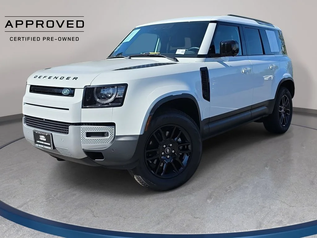 2025 Land Rover Defender 110 S P300's photo
