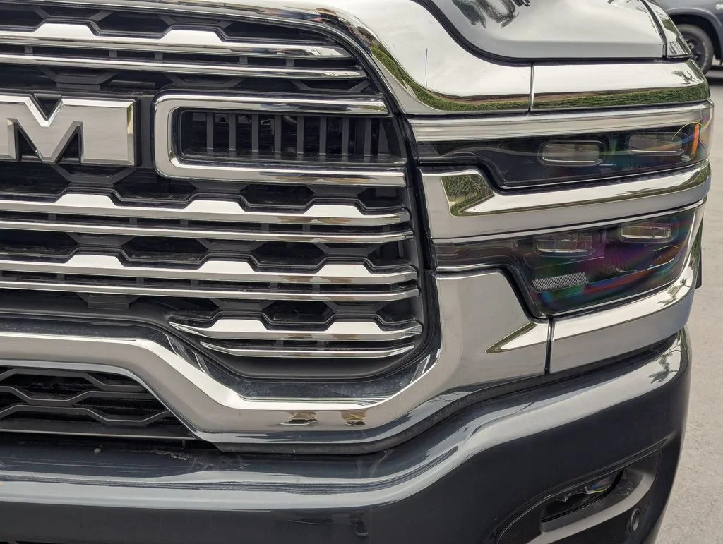 2026 RAM 3500 Limited - Photo 10