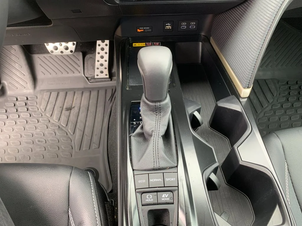 Used 2026  Toyota SE image 24