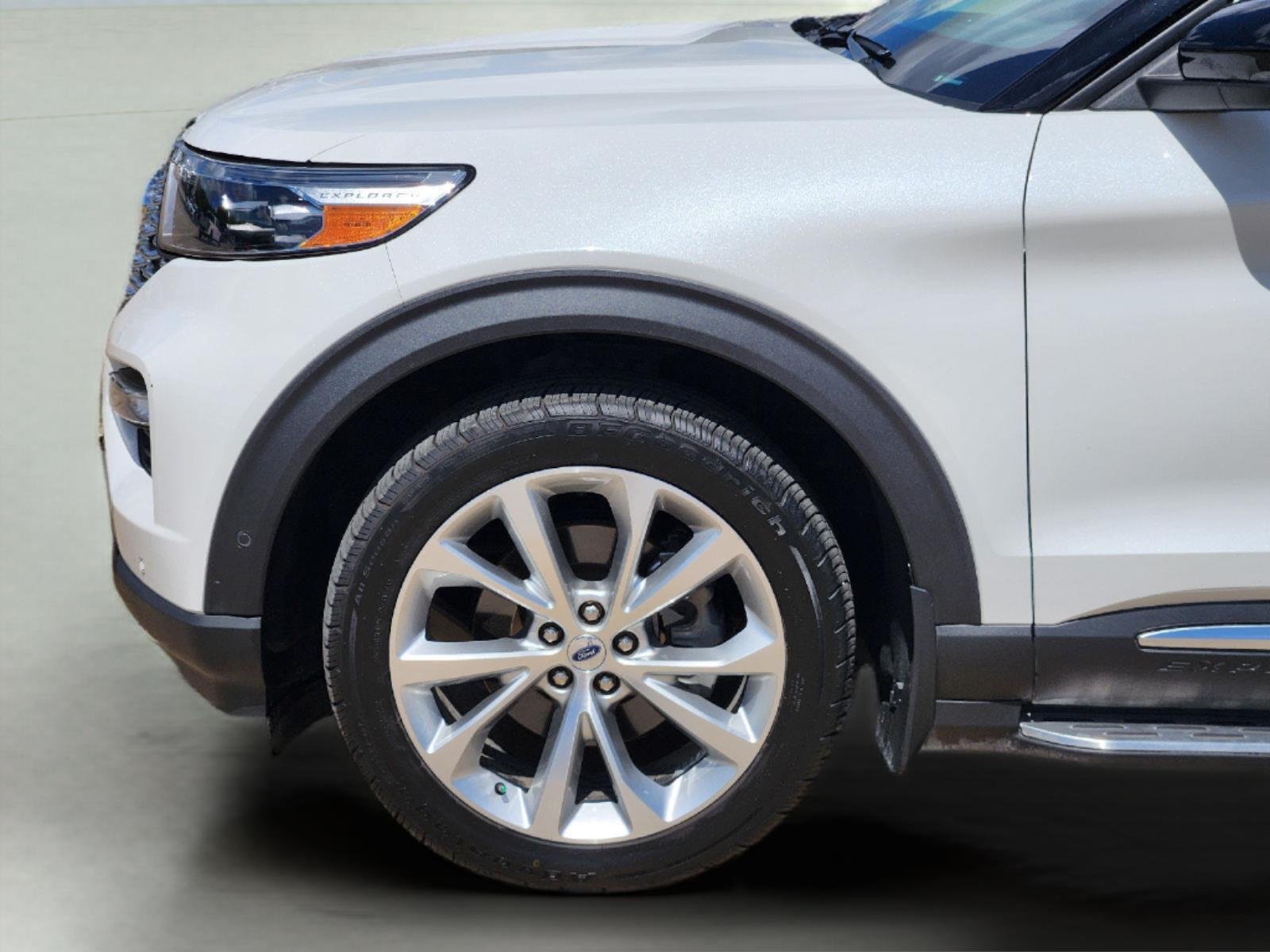 Used 2021 Star White Metallic Tri-Coat Ford Platinum image 8