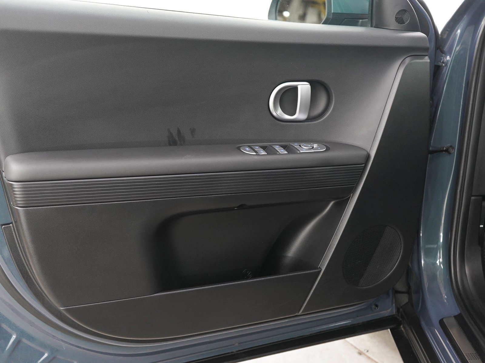 Used 2024 Digital Teal Hyundai SEL AWD image 19