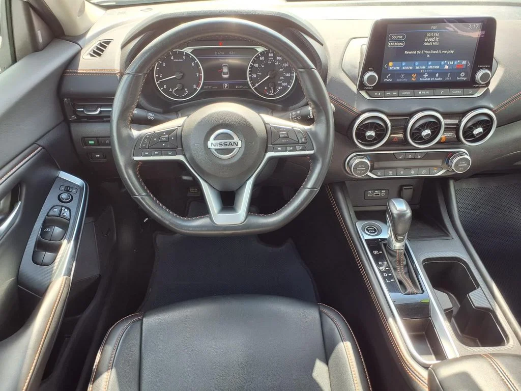 Used 2022 Nissan Sentra SR with VIN 3N1AB8DV0NY283230 for sale in Savoy, IL