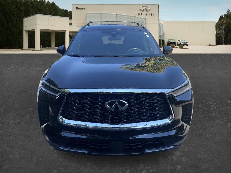 Certified Used 2025 Mineral Black INFINITI AUTOGRAPH image 2
