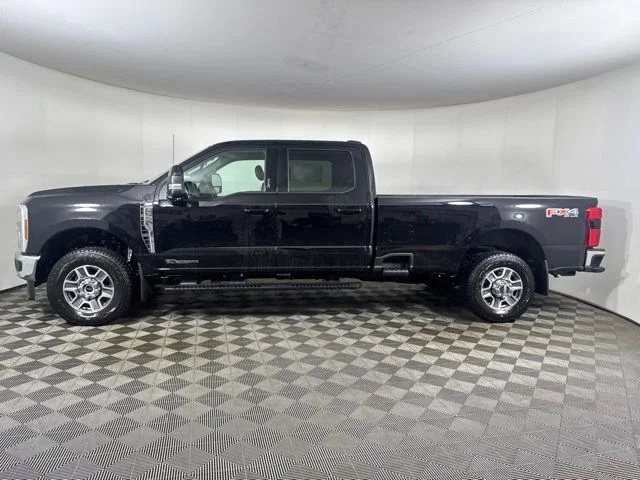 New 2026 Agate Black Metallic Ford Lariat image 7