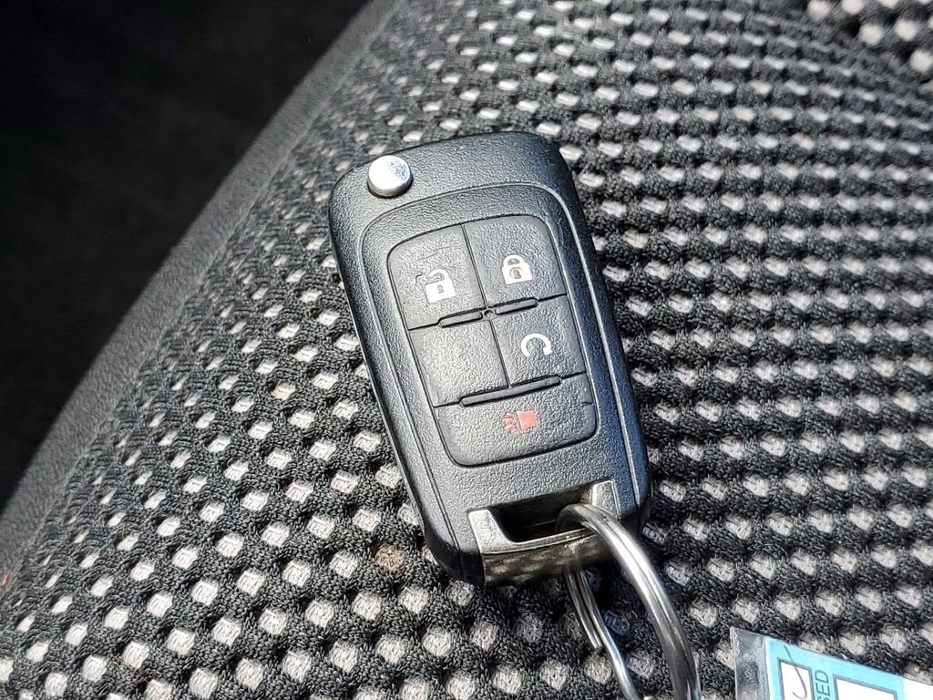 Used 2015 Crystal Red Tint Chevrolet LT image 29