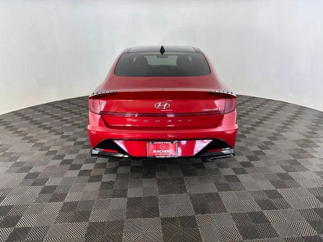 Used 2020 Red Hyundai Limited image 6