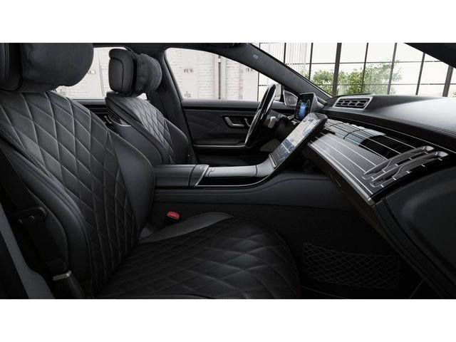 New 2026 Selenite Grey Metallic Mercedes-Benz S 580 image 4