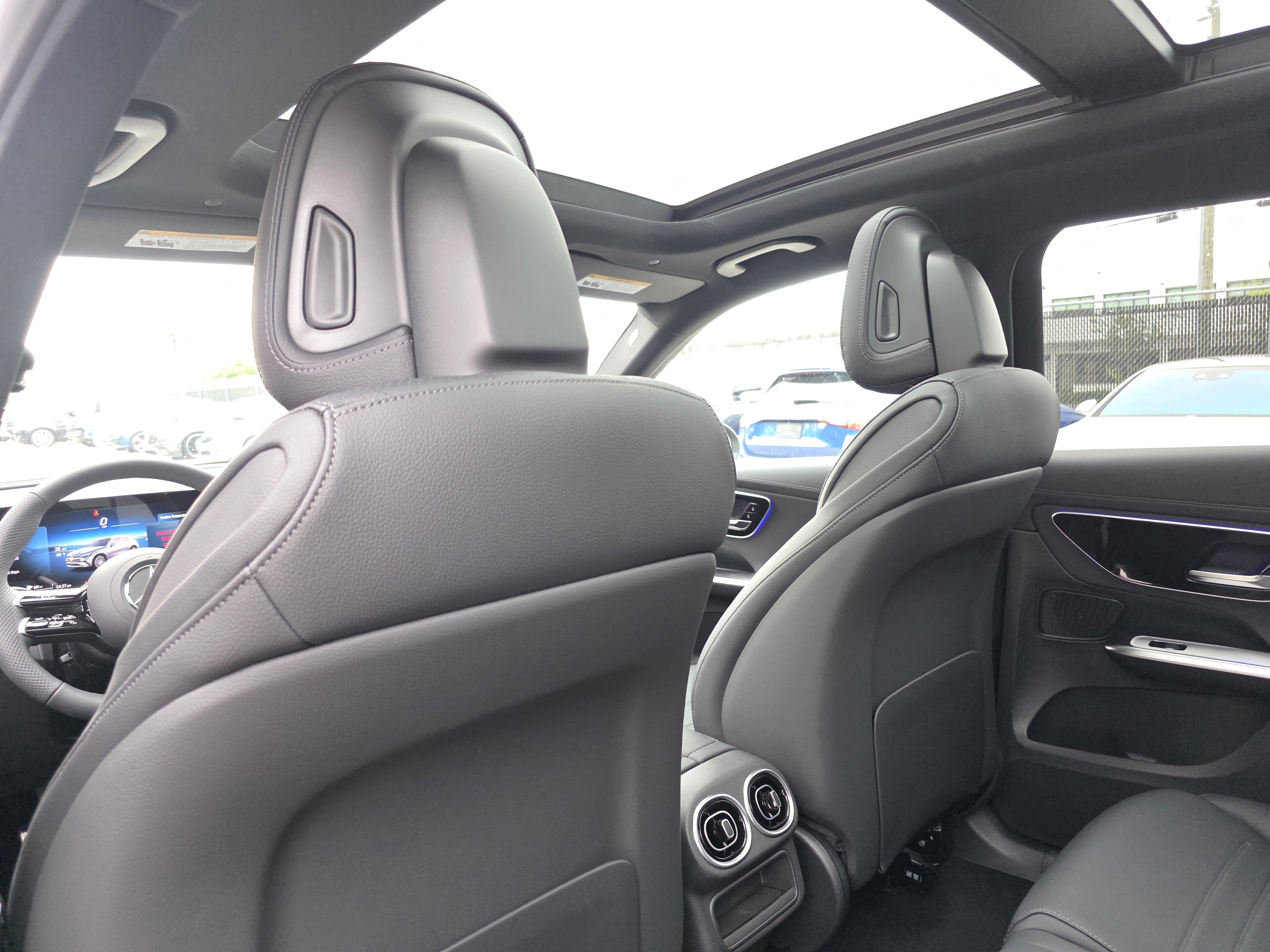 New 2026 Black Mercedes-Benz GLC 300 image 38