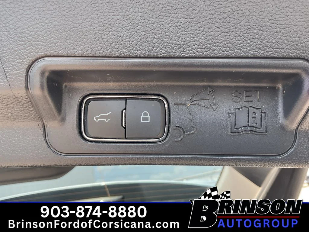 Used 2025 Iconic Silver Metallic Ford Platinum image 13